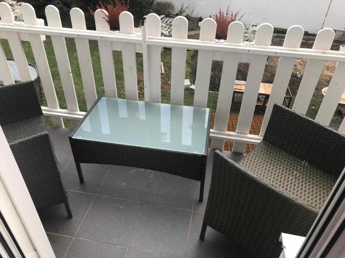 Homestay U Hanky Zdiby ภายนอก รูปภาพ